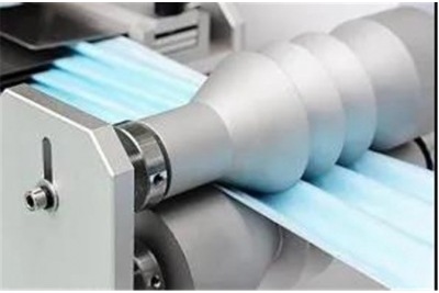 從口罩機(jī)鏈輪養(yǎng)護(hù)看精雕機(jī)保養(yǎng)