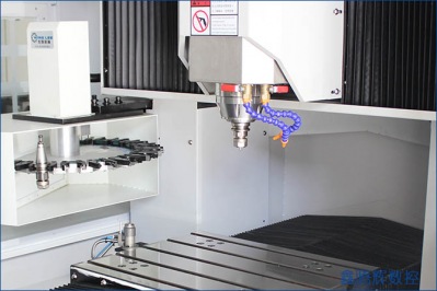 如何檢測帶刀庫精雕機的加工精度