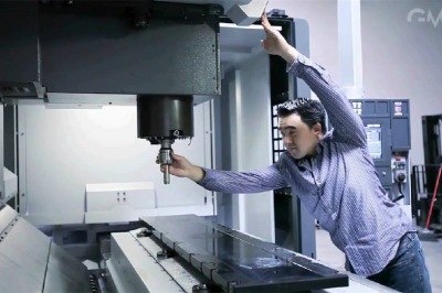 帶刀庫(kù)的數(shù)控雕銑機(jī)有啥優(yōu)勢(shì)